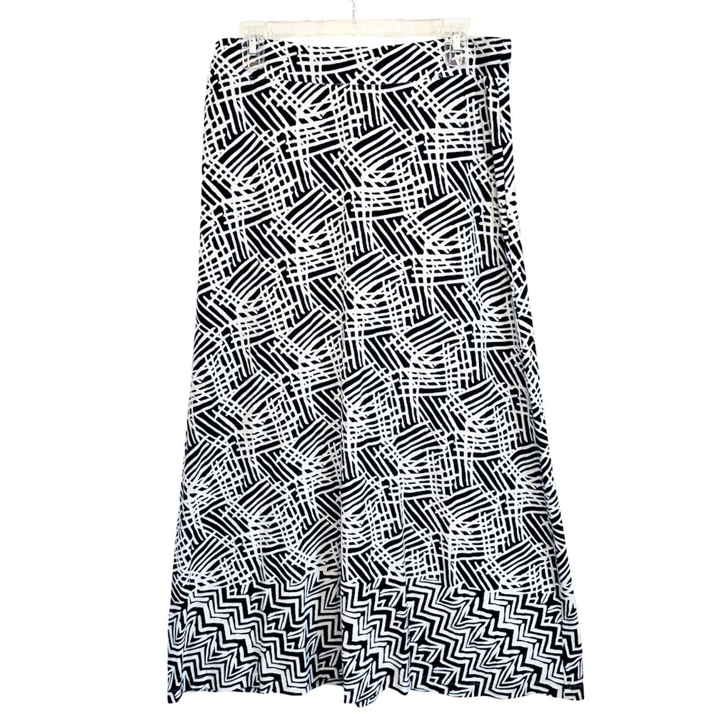 Ann Taylor Maxi Skirt Medium 8-10 Black White Geometric Print Stretch Knit Flowy - Picture 2 of 6